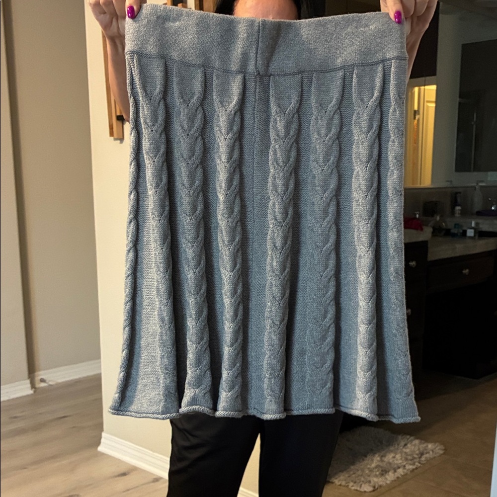 Akini Gray Knit Sweater Skirt